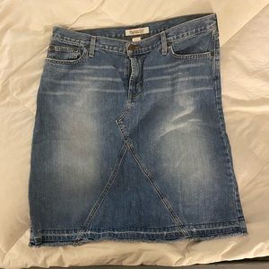 VINTAGE 90’s A&F Denim Skirt